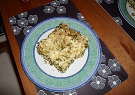 Těstoviny s kuřecím masem a špenátem