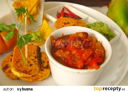 Vegetariánské chilli s pečenými  batáty