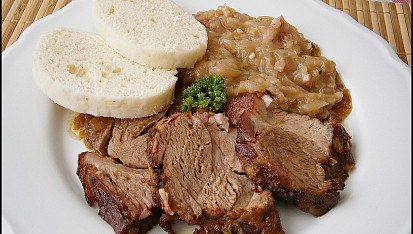 Vepřová krkovice na víně, zázvoru a česneku