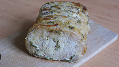 Vepřová pečeně s parmezánovou omáčkou