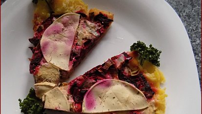 Zelenina zapečená na bramborovo-sýrovém lůžku