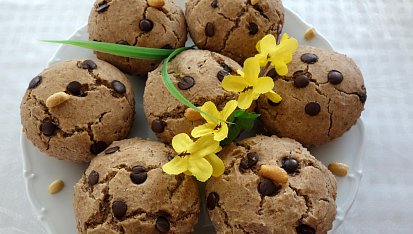 Arašídovo-čokoládové muffiny bez lepku, mléka a vajec