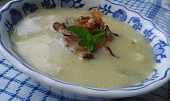Bramborovo-celerová polévka se smetanou