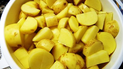 Brambůrky s tvarohovým přelivem
