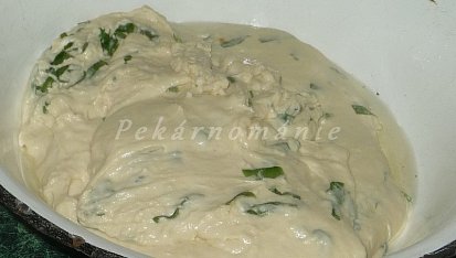 Focaccia s medvědím česnekem