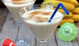Kokosovo banánový koktejl