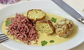 Kuřecí kari kuličky s omáčkou ze sektu