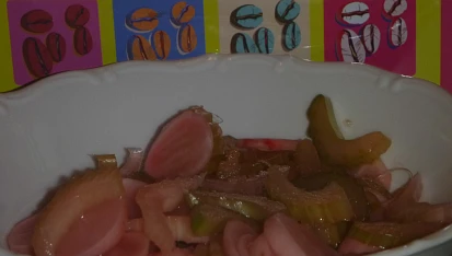 Marinovaná ředkvička s řapíkatým celerem