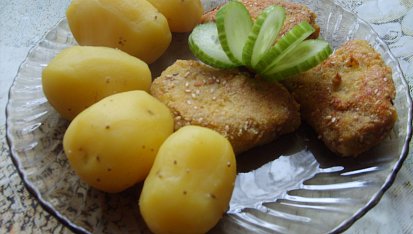 Medailonky z vepřové kotlety v kukuřičné krustě