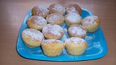 Muffiny s rozinkami, druhý pokus  bez hrozinek