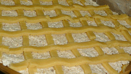 Nedělní mřížkový koláč