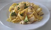 Pappardelle s mořskou treskou (těstoviny s rybou)