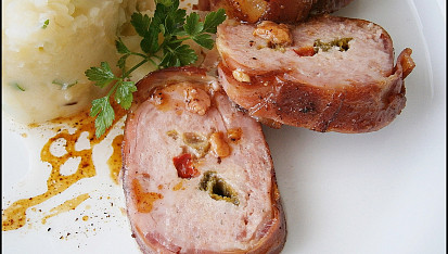 Sekaná roláda v bůčkovém kabátku, Detail