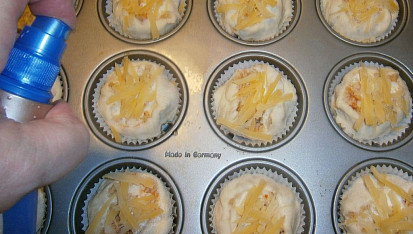 Slané kynuté muffiny se sýrem a se škvarky