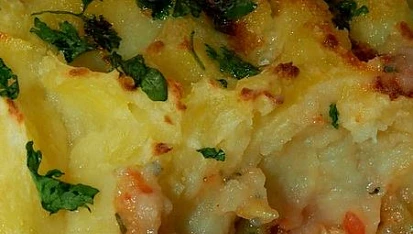 Zapečené rybí filety pod bramborovou peřinou