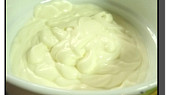 "Crème fraîche" (z tibetské kefírové houbičky)