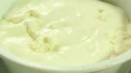 "Crème fraîche" (z tibetské kefírové houbičky)