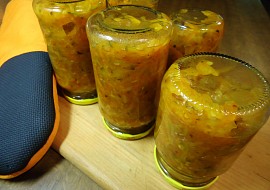 Cuketový relish