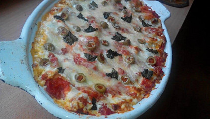 Lasagne s makrelou, ricottou, špenátem a rajčaty