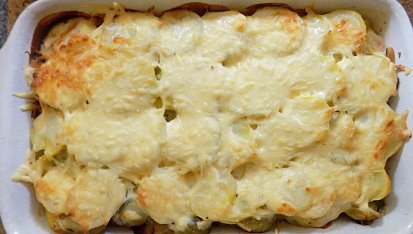 Zapékané brambory s růžičkovou kapustou