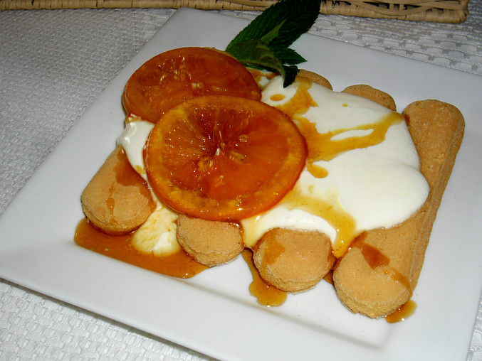 Piškoty s krémem a pečeným pomerančem