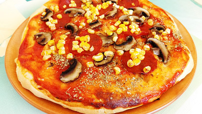 Pizza těsto z pizzerie