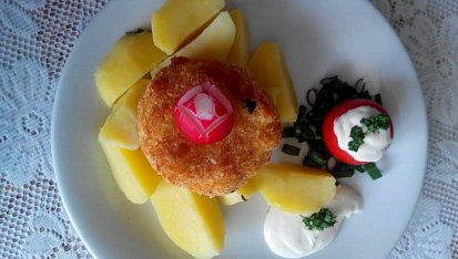 Přízdoba ke smaženému Hermelínu a vařeným bramborám
