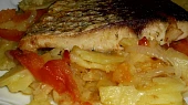 Radostínský kapr se zeleninou a bramborami