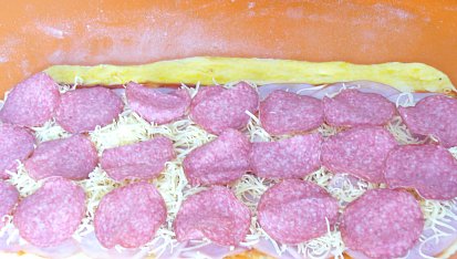 Šneky z kynutého bramborového těsta