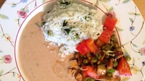 Vegan "čína" s arašídovou omáčkou