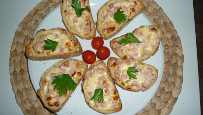 Zapečené toasty s blaťáckým zlatem