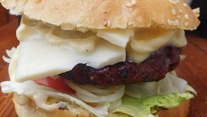 Cheeseburger na grilu, Cheeseburger na grilu