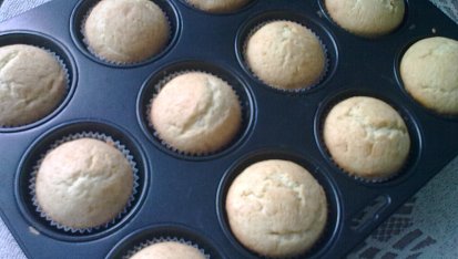 Cupcakes s čokoládovou polevou, Cupcakes s čokoládovou polevou  upečené