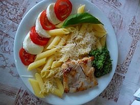 Filé na šalvěji s pestem a penne rigate