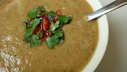 Gazpacho s avokádem