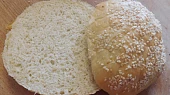 Houska na hamburger, Houska na hamburger