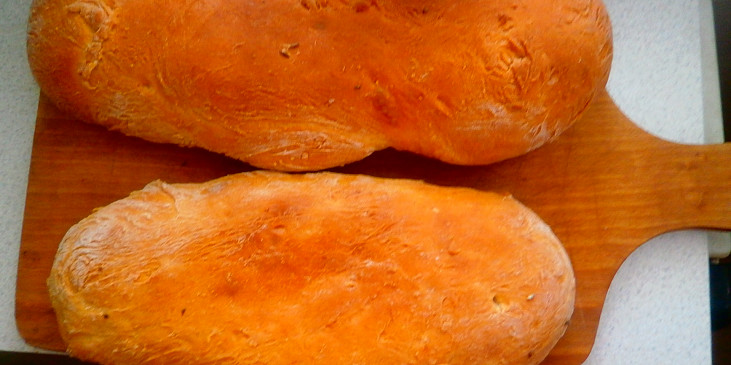 Italský chléb - focaccia (Italský chléb focaccia)
