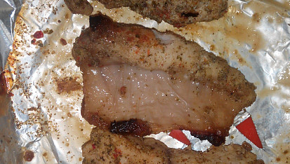 Keříčkovec červenolemý na grilu