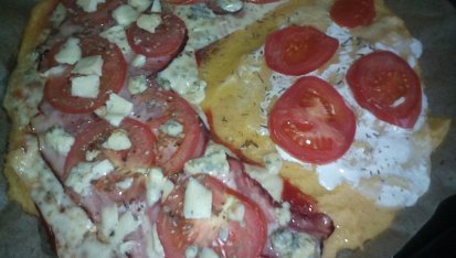 Kukuřičná pizza (z polenty)