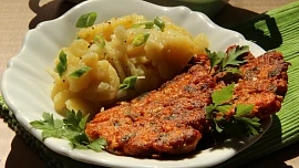 Květákové tandoori placičky s kuřecím masem
