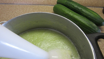 Okurková polévka-nevařená