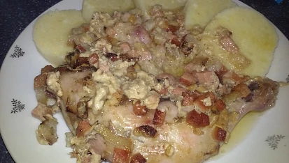 Pečené kuřecí čtvrtky aneb vše v jednom pekáči