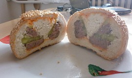 Plněné housky na hamburger