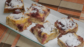 Rebarborový koláč s tvarohem