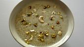 Sabudana kheer (indický dezert z tapiokových perliček)