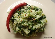 Špenátovo-pórková rýže s indickým kořením