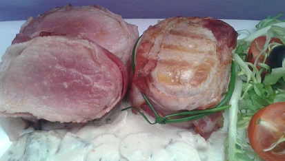 Steak z panenky s žampionovou omáčkou