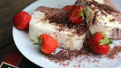 Čokoládovo-vanilkové semifreddo