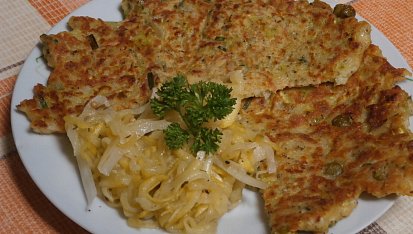 Cuketové zelí zavařené na zimu i jiné roční období, já jsem si to přidala k bramborákům