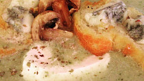 Cuketovo-žampionový krém s gorgonzolou